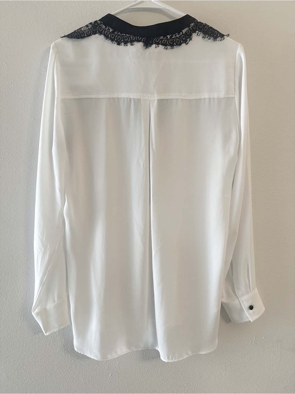 Karen Kane White Blouse Black Lace Yoke Trim Long Sleeve Career Top Size XS - Picture 3 of 7